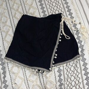 Women’s wrap around skort